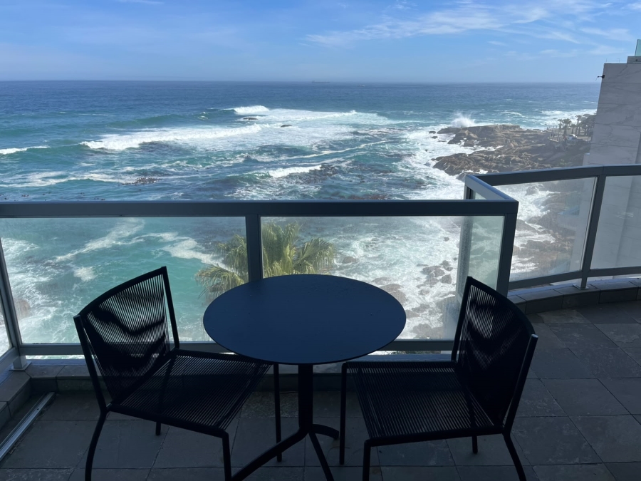 To Let 2 Bedroom Property for Rent in Bantry Bay Western Cape